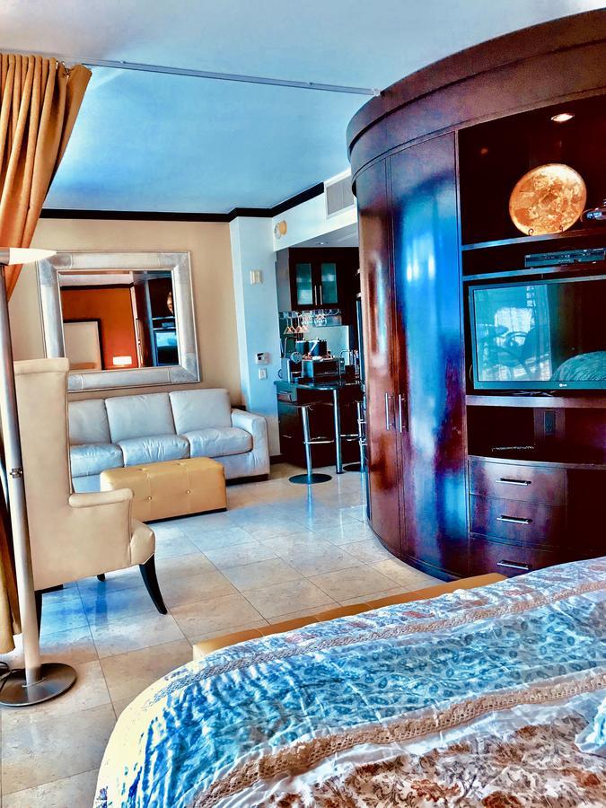Apartment At De Soleil Hotel On Ocean Drive Miami Beach Kültér fotó
